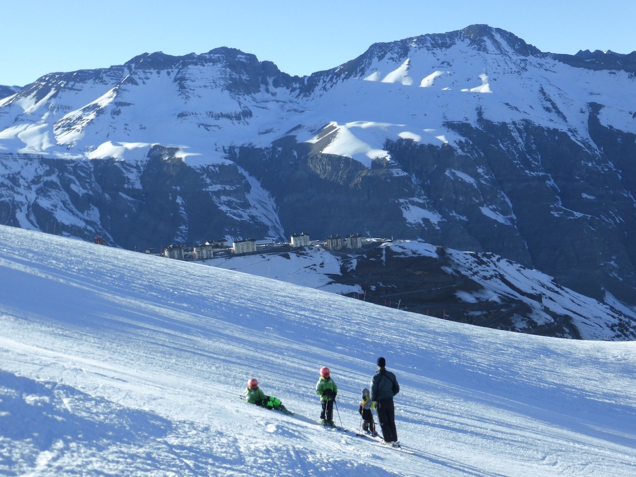 Valle Nevado camp photo